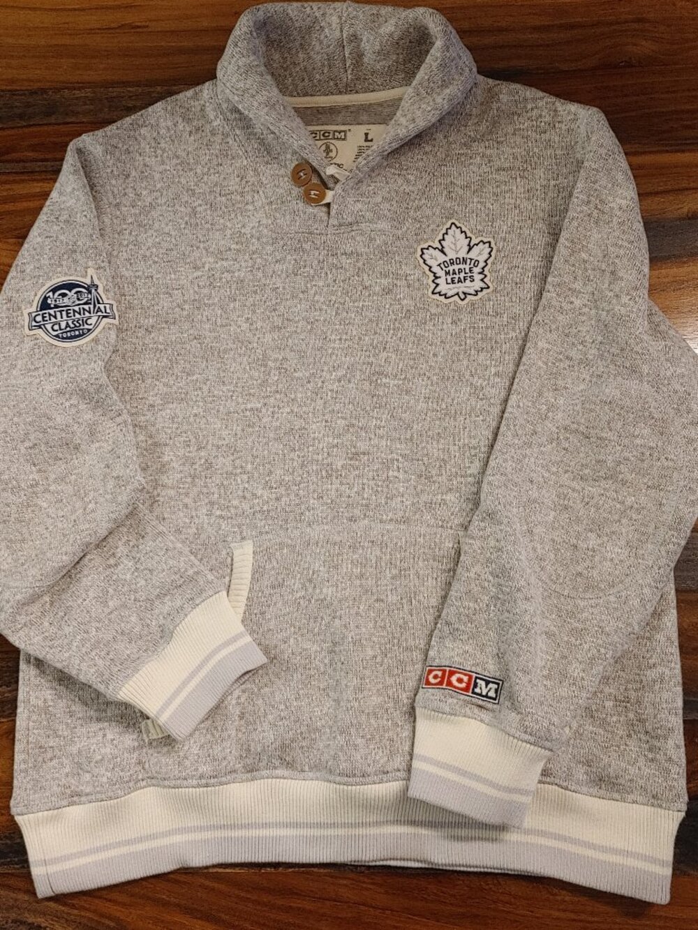 CCM Toronto Maple Leafs 100 Year Centennial Classic Button Shawl Neck Sweater L